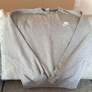 Gray Nike crew neck sweatshirt in Small. Still has lots of life- in great shape!